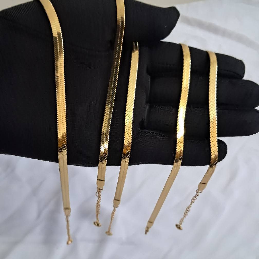 গোল্ড প্লেটেড প্রিমিয়াম স্নেক চেইন পায়েল (১ জোড়া / ২ পিস) - Image 5